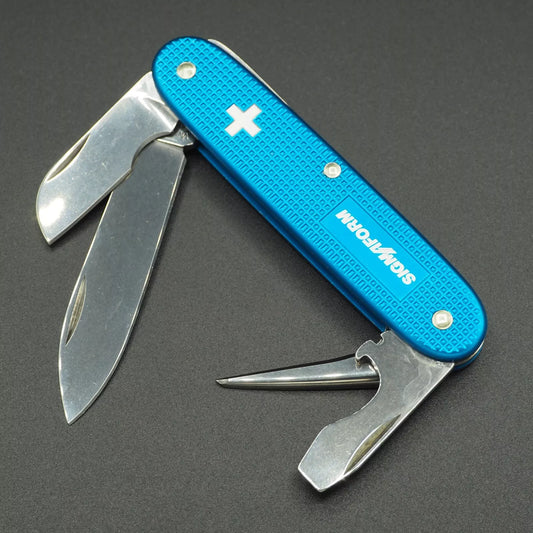 Victorinox Electrician „Sigmaform“ OC Altes Kreuz Schweizer Armee neuwertig NEU ohne Box