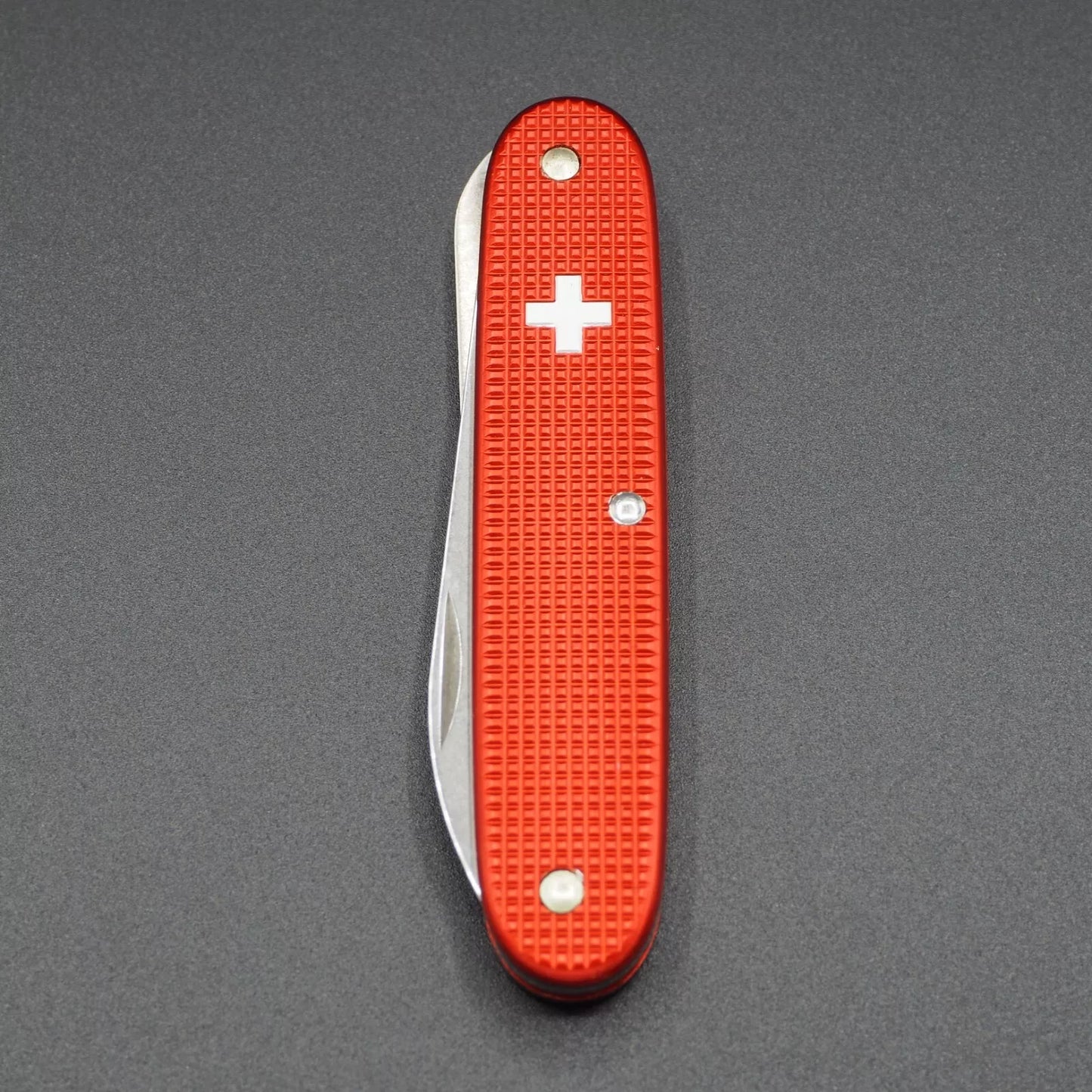 Victorinox Woodsman OC Old Cross Red Swiss Army mint NEW w/o Box