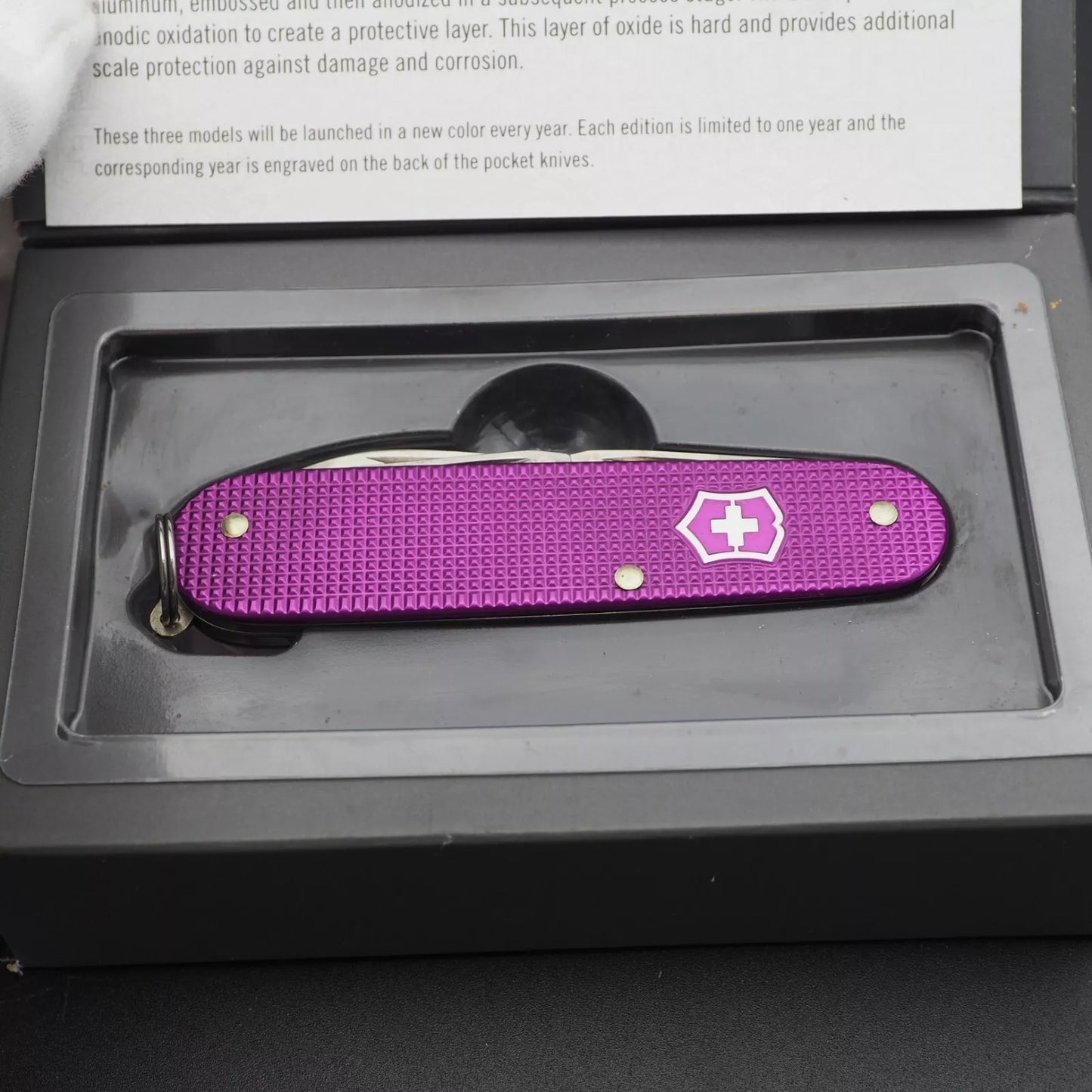 Victorinox Cadet Alox Limited Edition 2016 purple