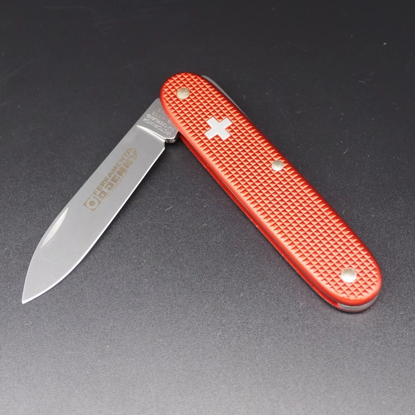 Victorinox Solo OC Old Cross Swiss Army mint NEW in Box with ad