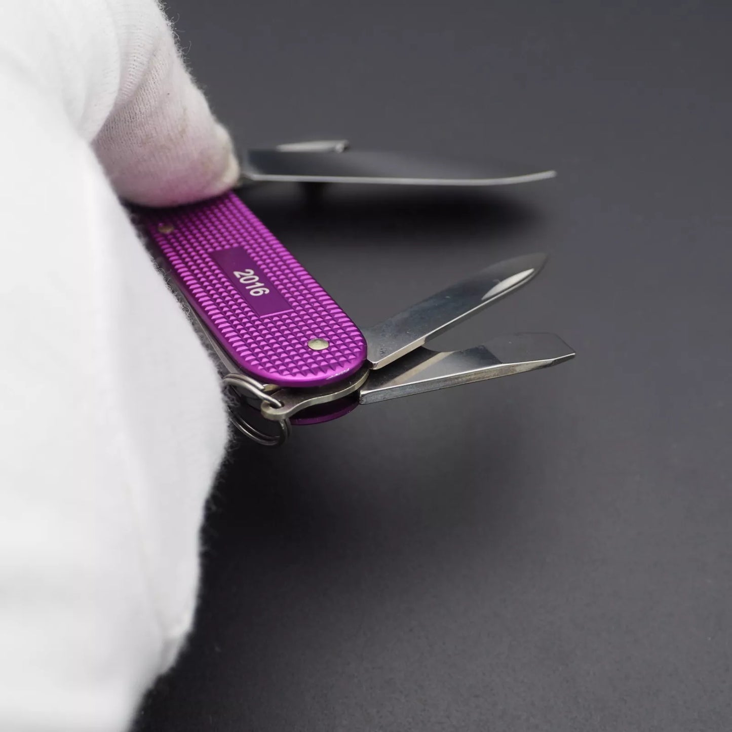 Victorinox Cadet Alox Limited Edition 2016 purple