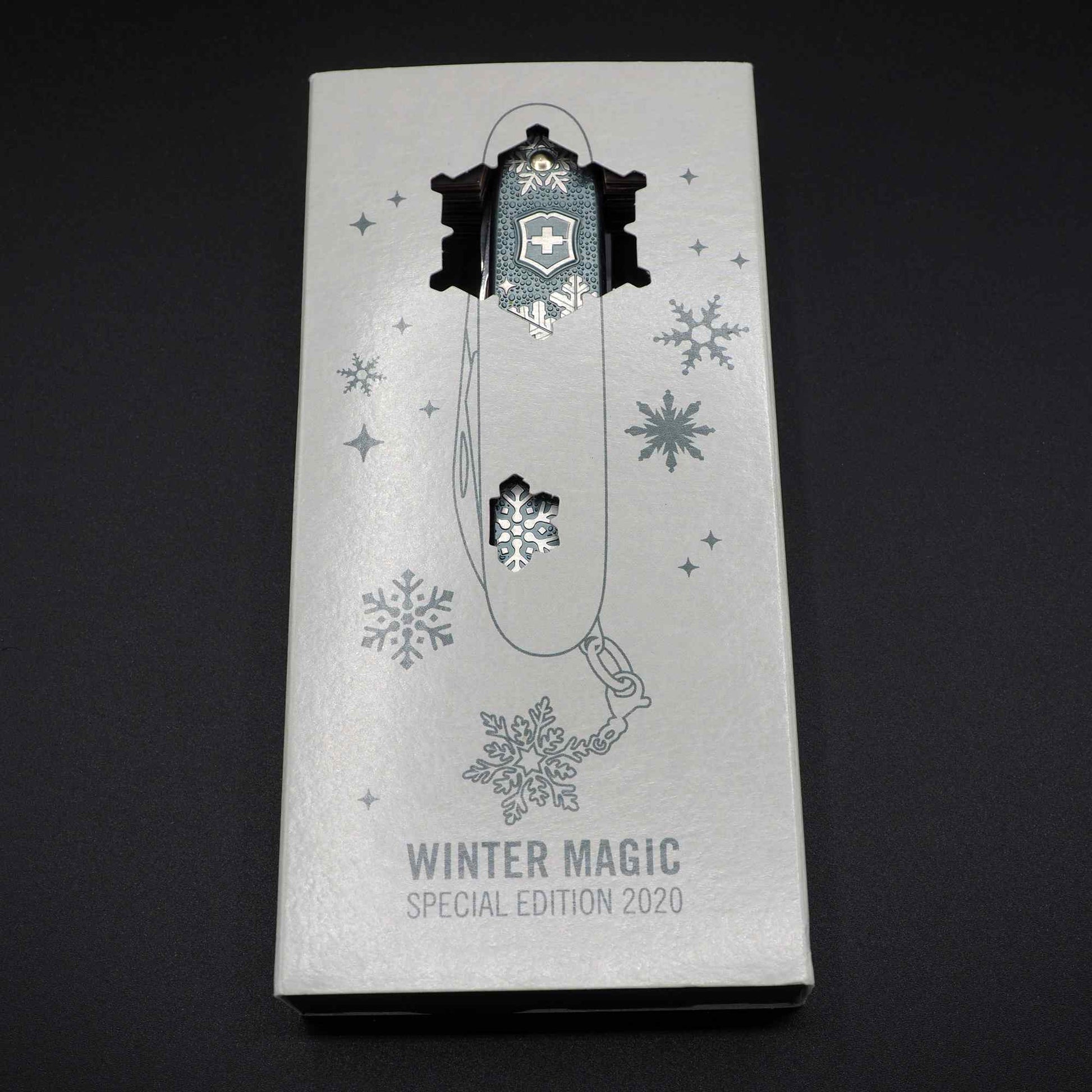 Winter Magic Grey Knife