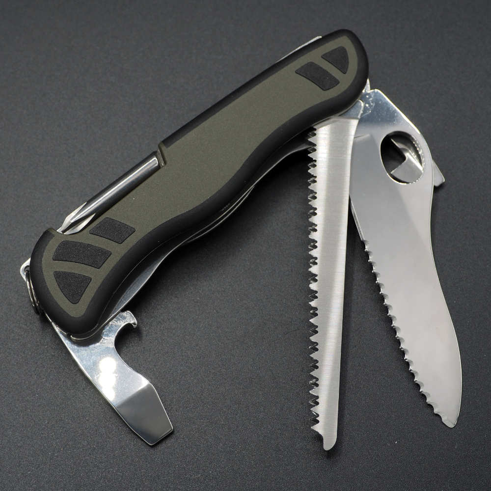 Victorinox soldier shop knife 08